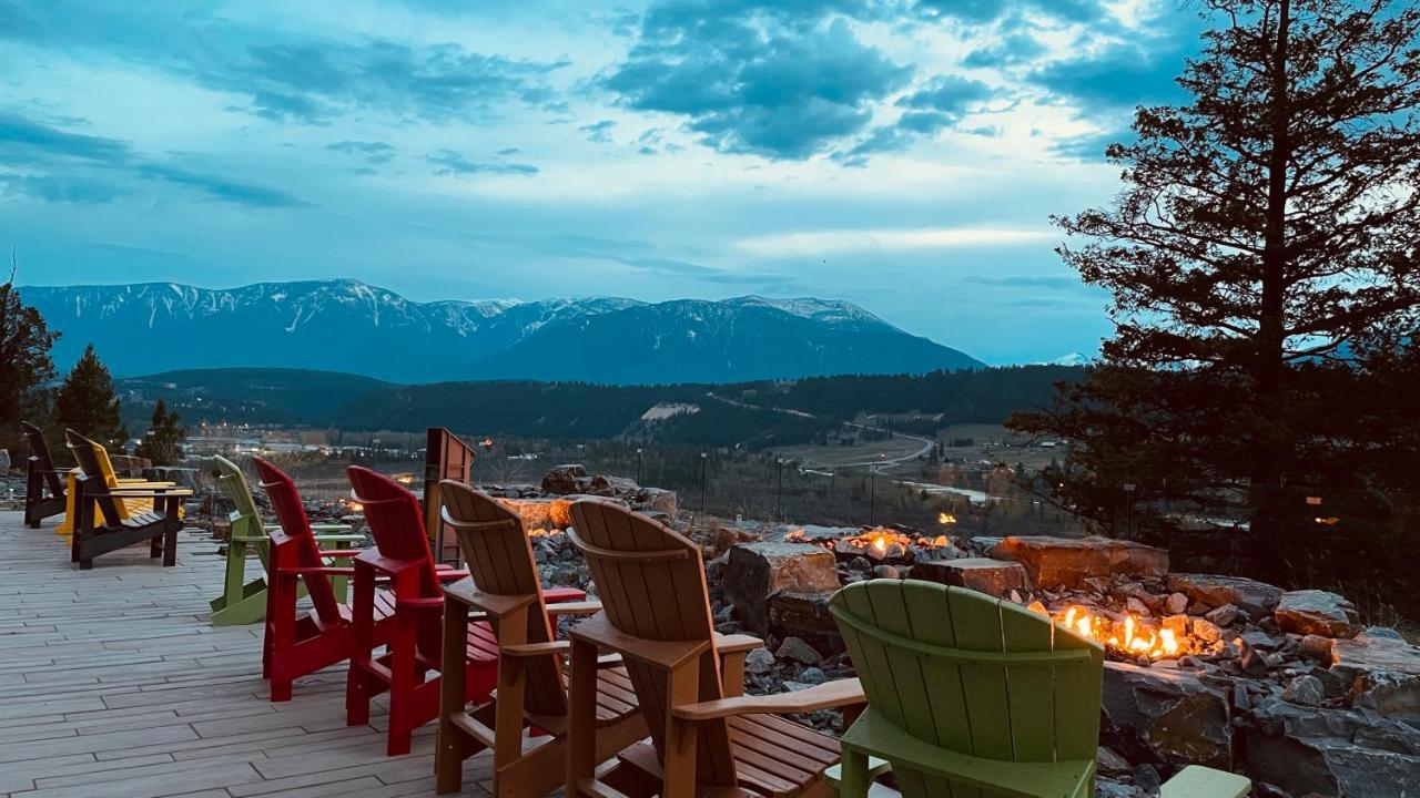Headwaters Lodge At Eagle Ranch Resort Invermere Bagian luar foto