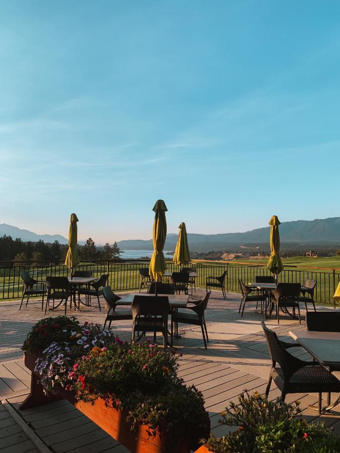 Headwaters Lodge At Eagle Ranch Resort Invermere Bagian luar foto